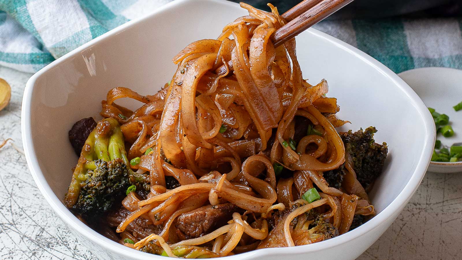 Beef Chow Fun - All The Noodles